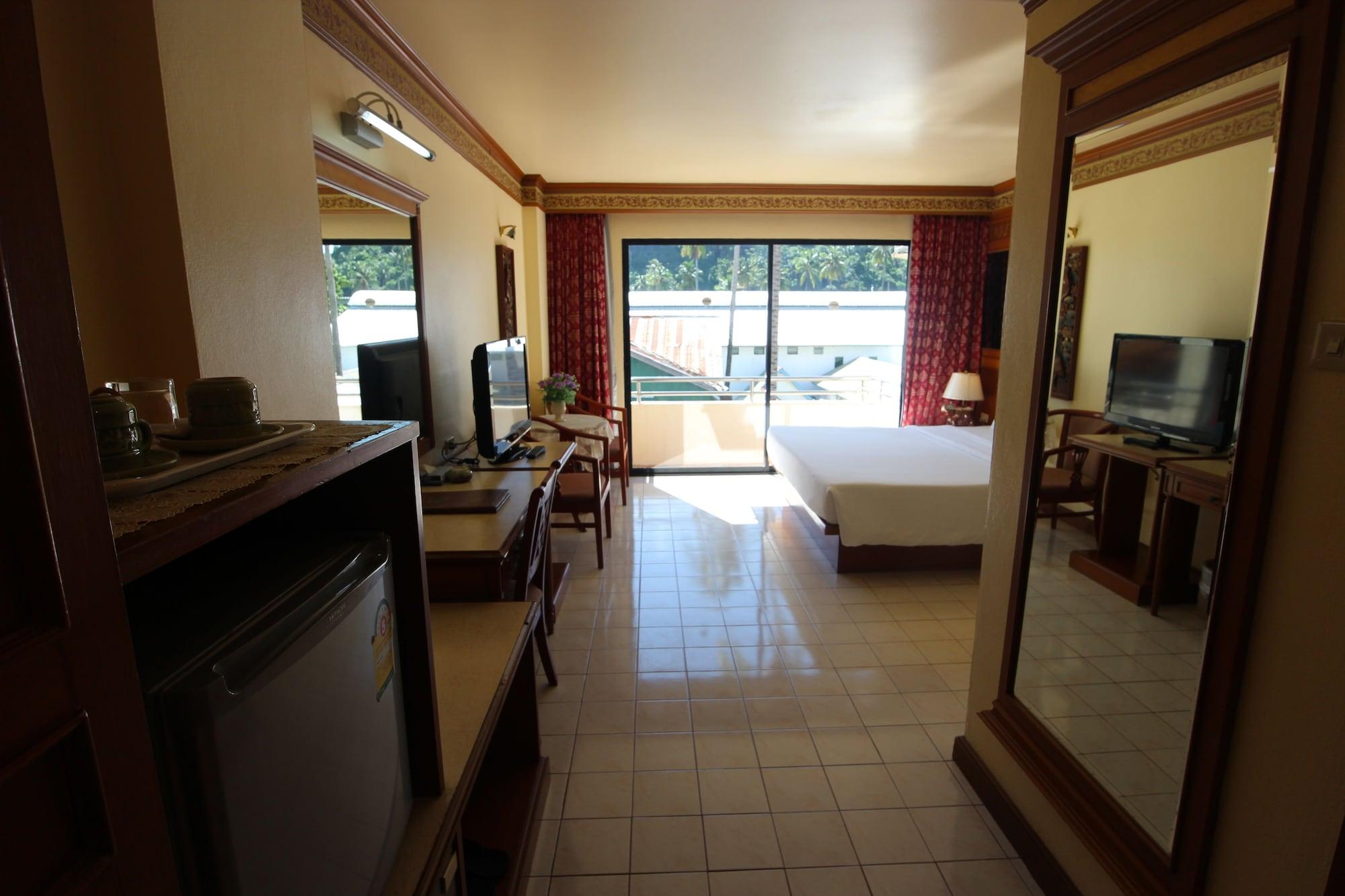 Phi Phi Hotel Exterior photo