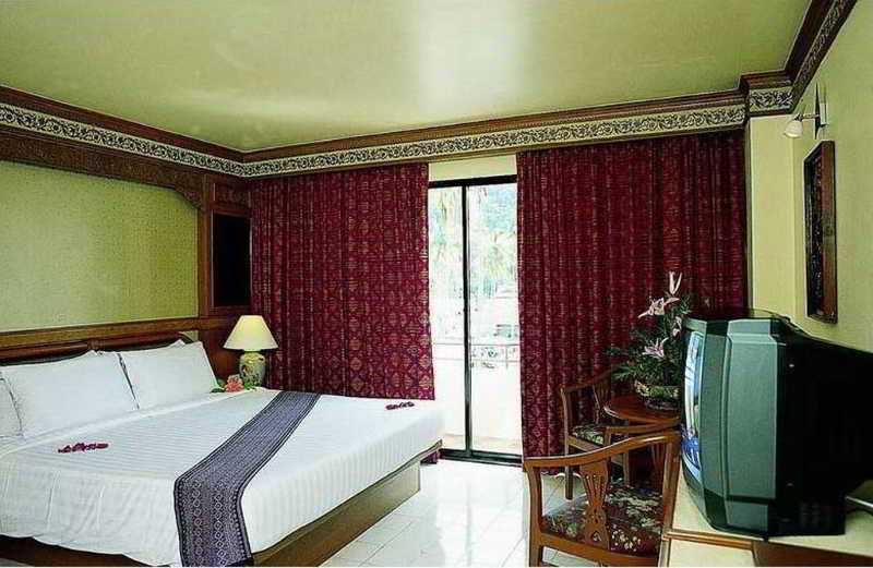 Phi Phi Hotel Exterior photo