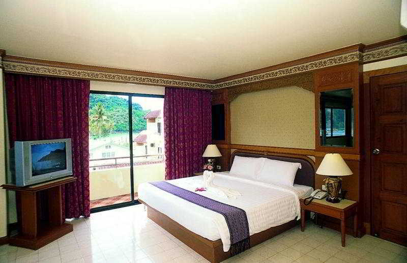 Phi Phi Hotel Exterior photo
