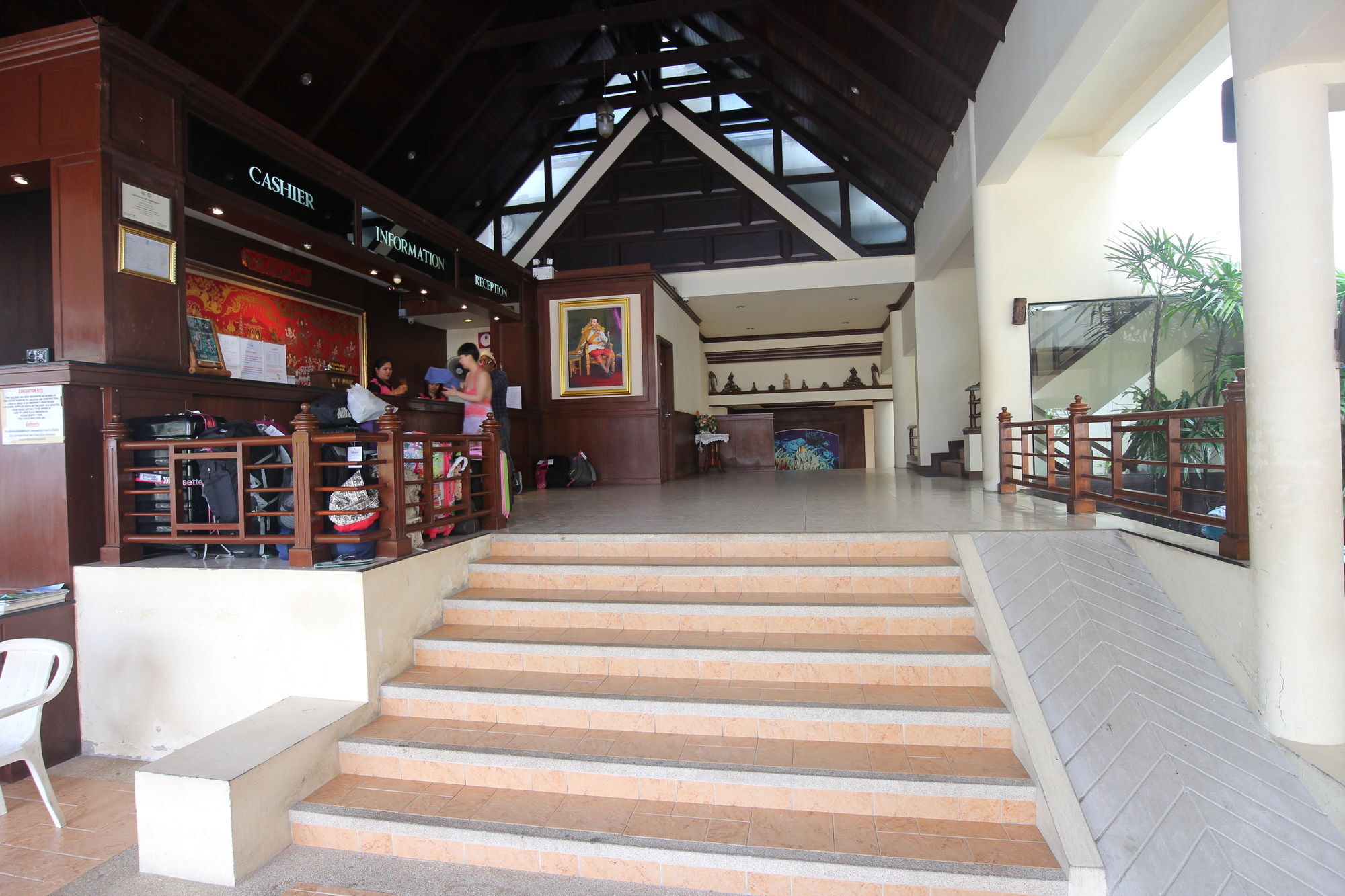Phi Phi Hotel Exterior photo