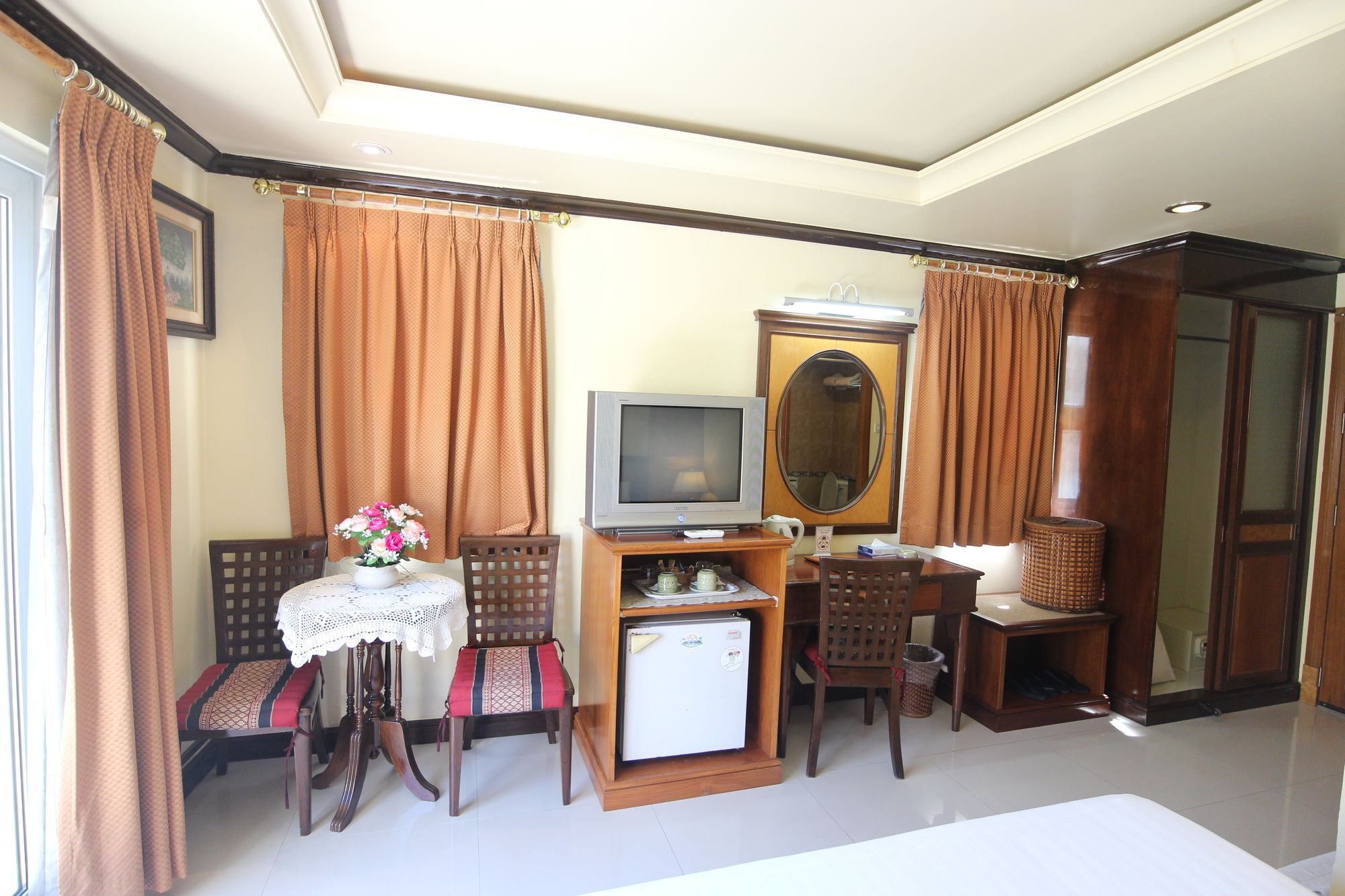 Phi Phi Hotel Exterior photo