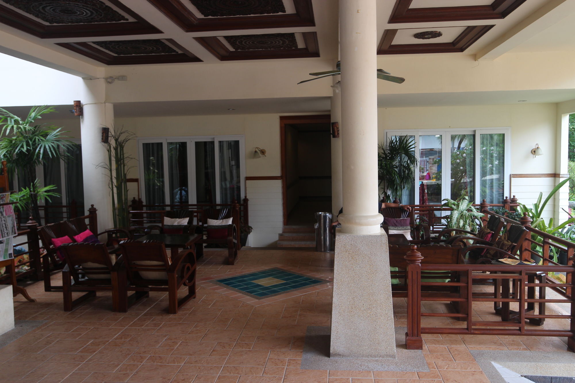 Phi Phi Hotel Exterior photo