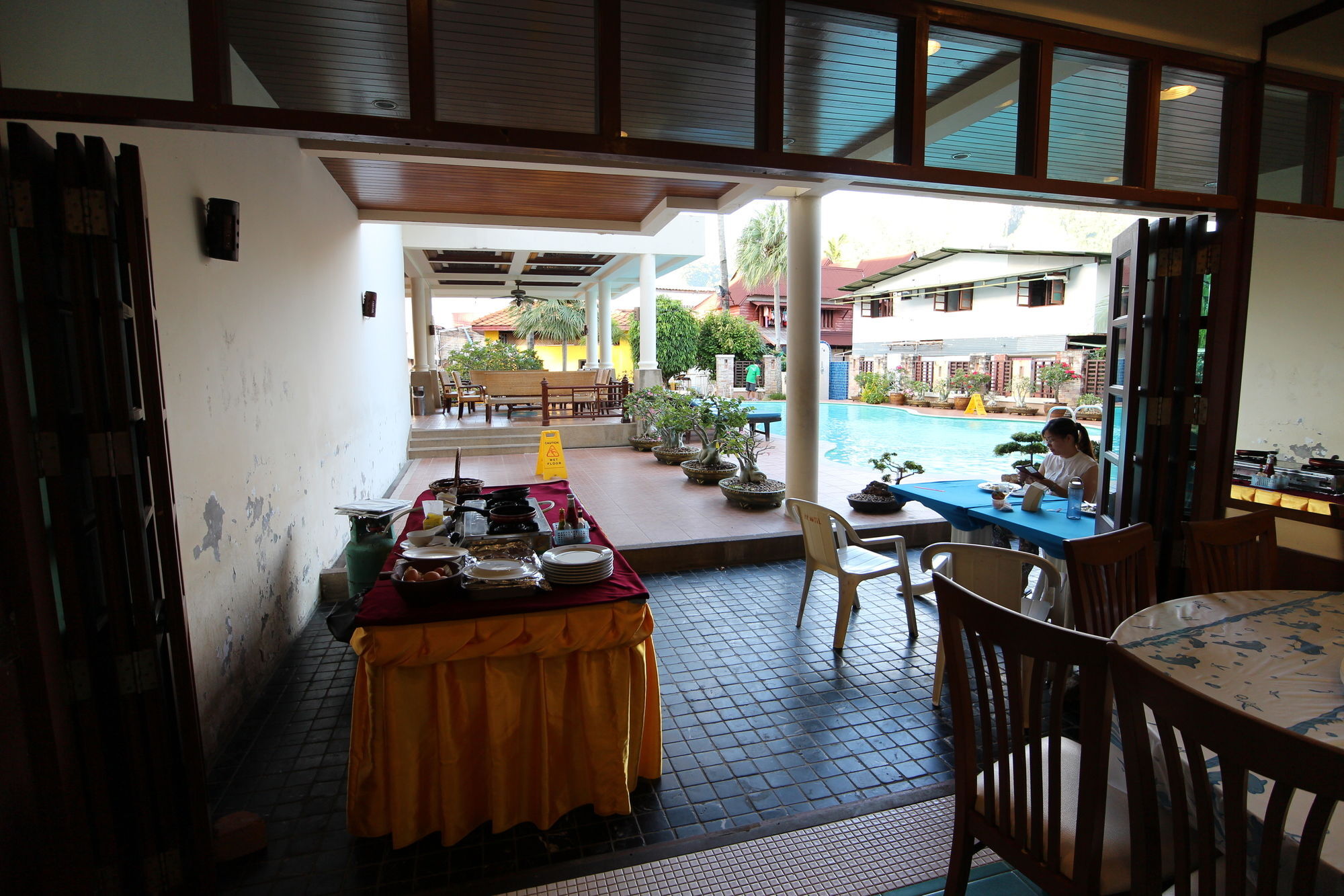 Phi Phi Hotel Exterior photo
